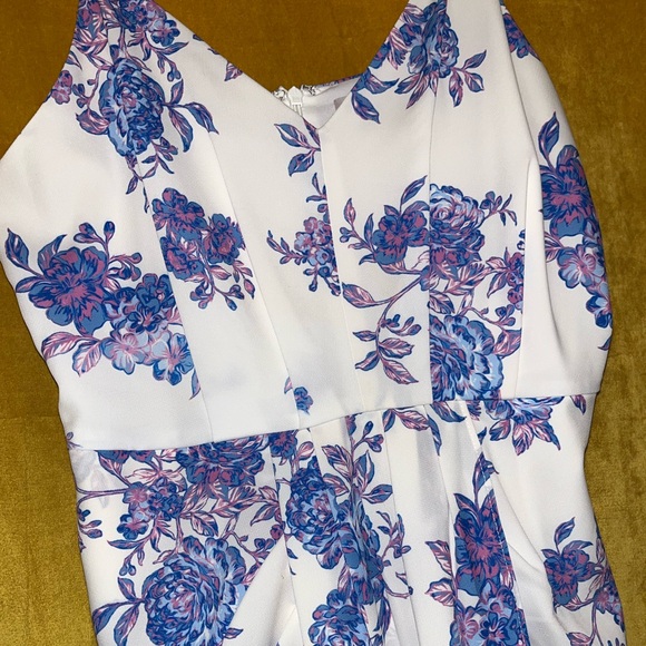 Chelsea 28 Sleeveless Faux Wrap Dress in Ivory Garden - Picture 11 of 14